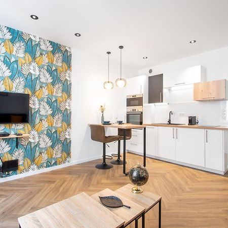 L'Appartement Des Ducs Avec Baignoire Double Нант Екстериор снимка